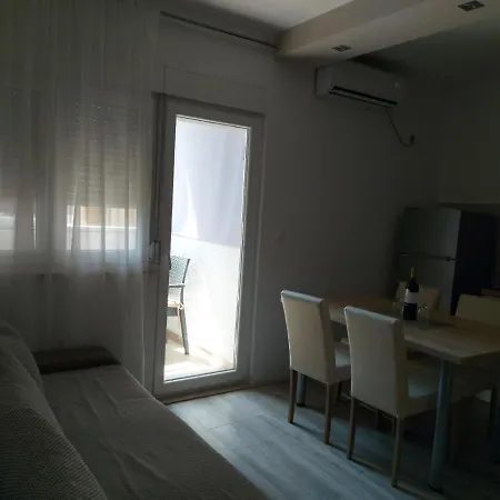 Apartment Leonora Makarska
