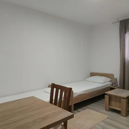 Apartment Leonora